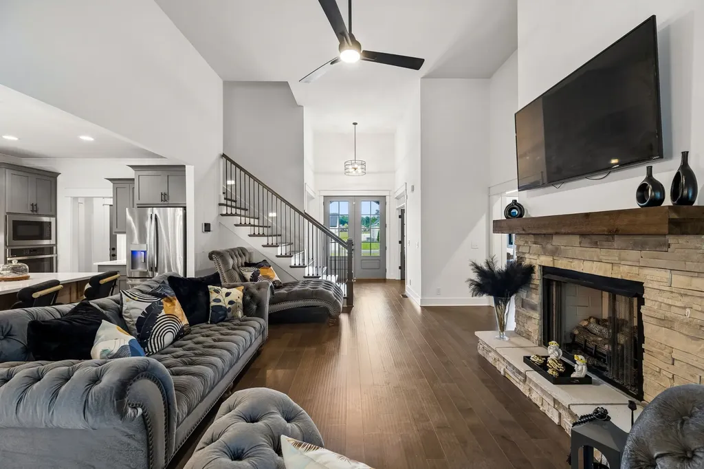 2614 Holly Springs Drive Murfreesboro TN 37128