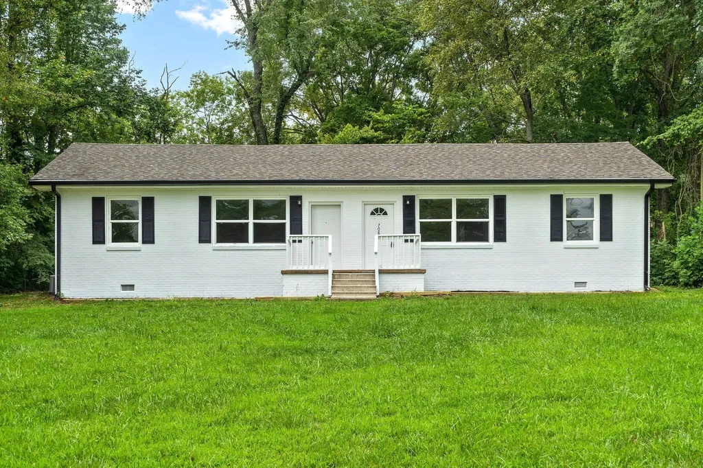 706 Britton Springs Road Clarksville TN 37042
