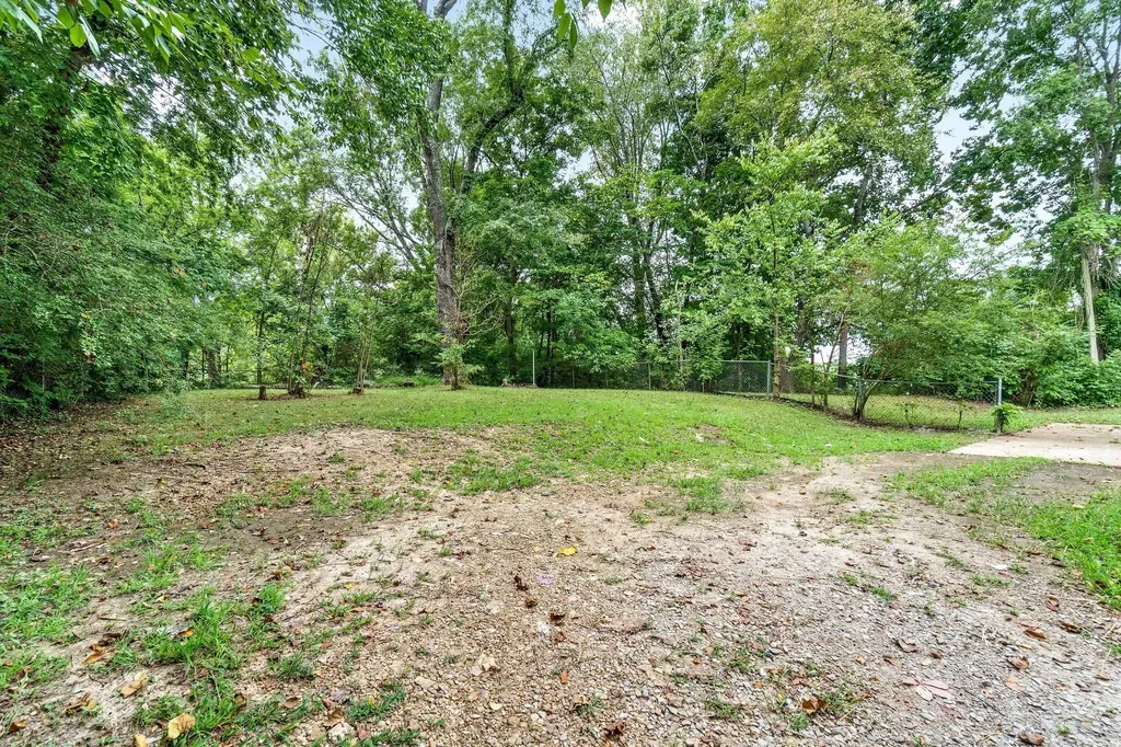 706 Britton Springs Road Clarksville TN 37042