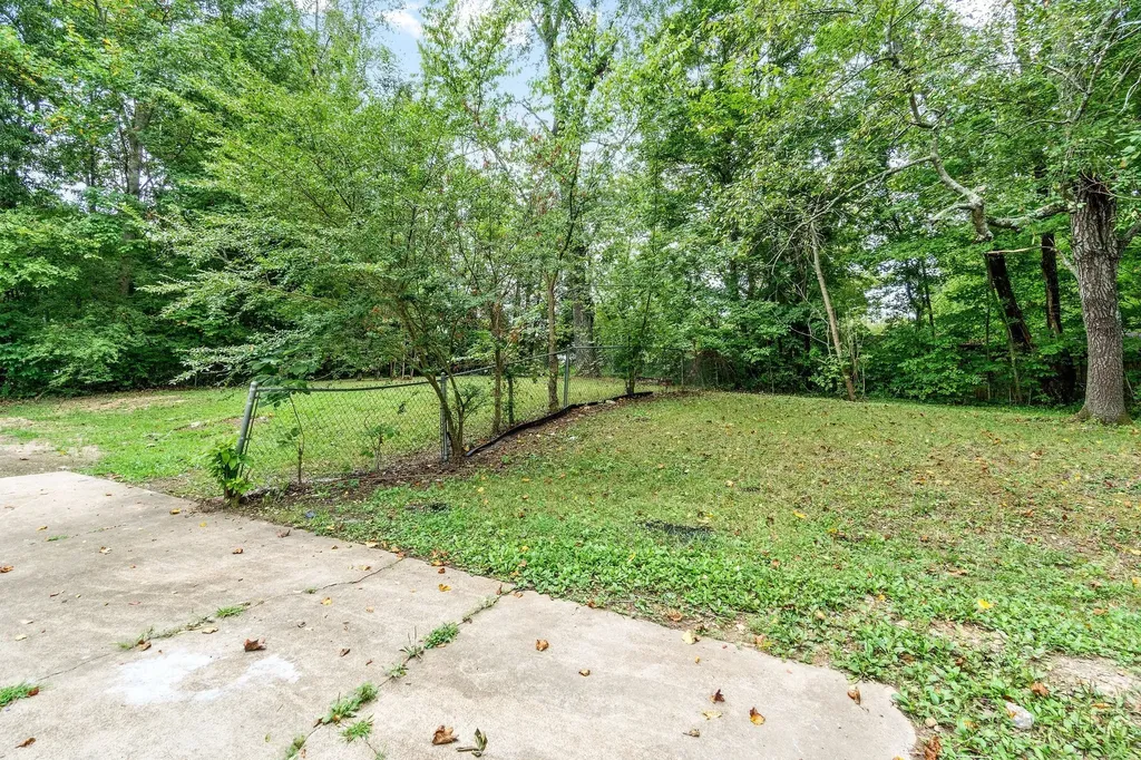 706 Britton Springs Road Clarksville TN 37042