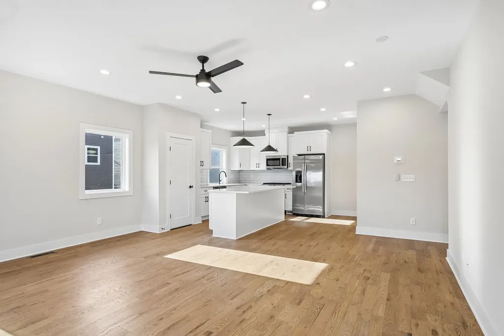 6122 Robertson Avenue Nashville TN 37209