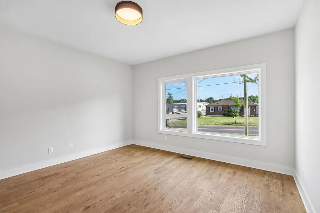 6122 Robertson Avenue Nashville TN 37209