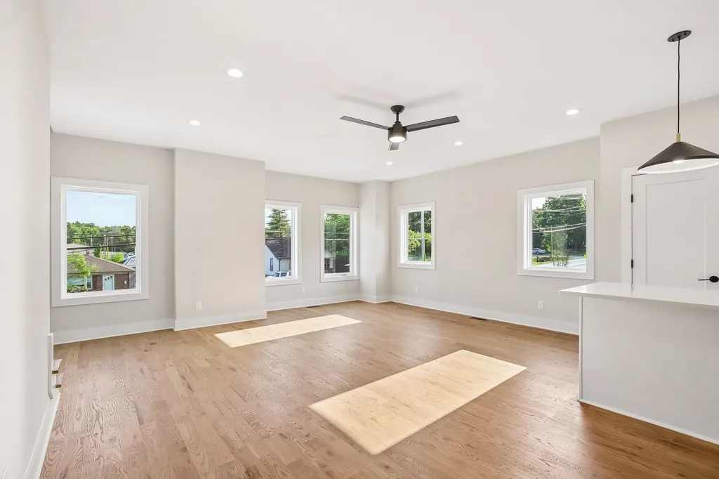 6122 Robertson Avenue Nashville TN 37209