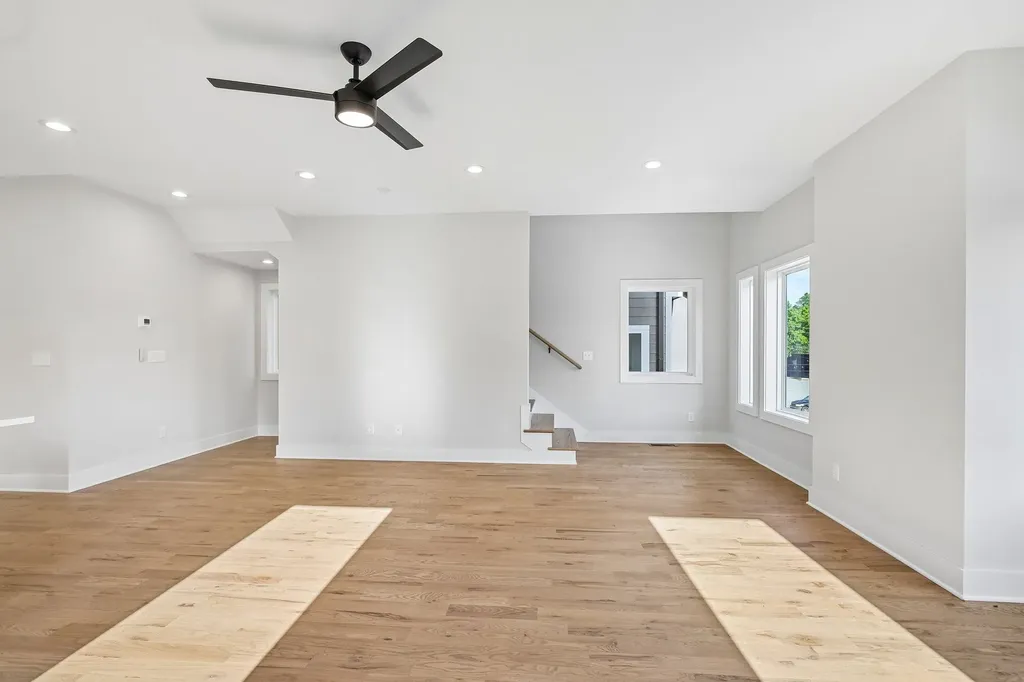 6122 Robertson Avenue Nashville TN 37209