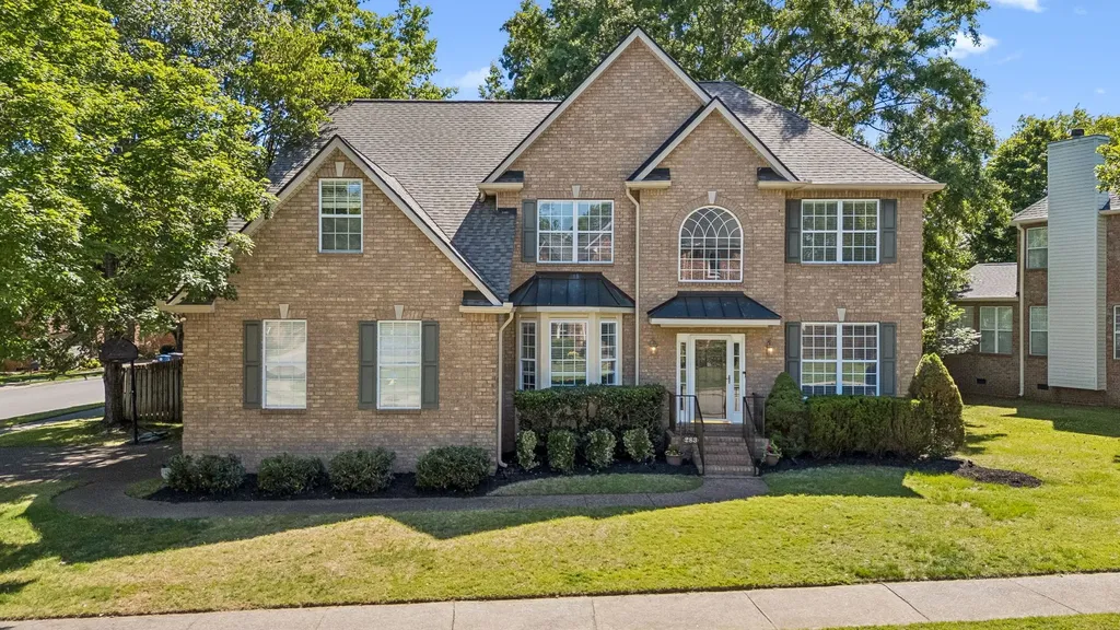 283 Stonehaven Circle Franklin TN 37064