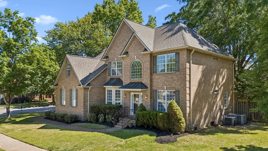 283 Stonehaven Circle Franklin TN 37064