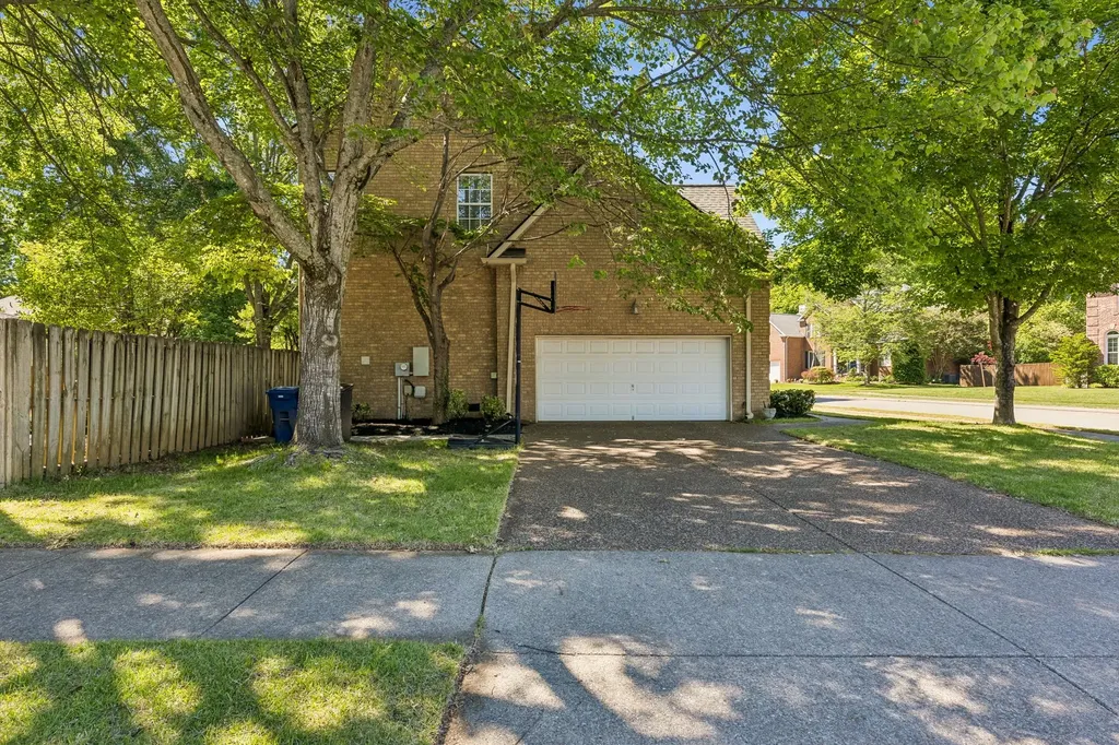 283 Stonehaven Circle Franklin TN 37064