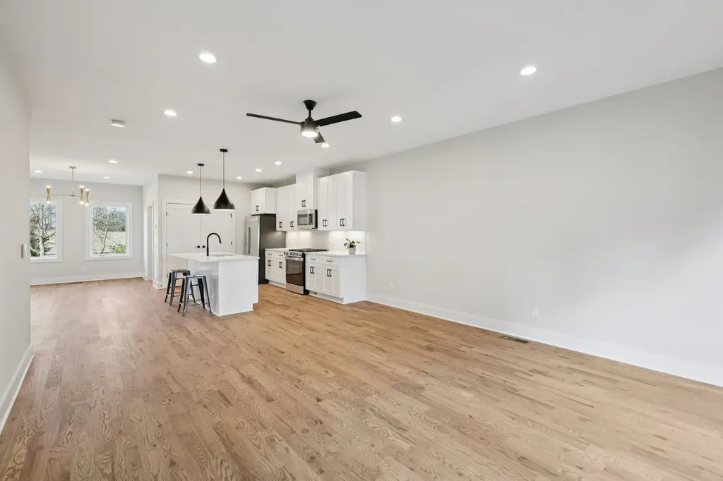 6124 Robertson Avenue Nashville TN 37209
