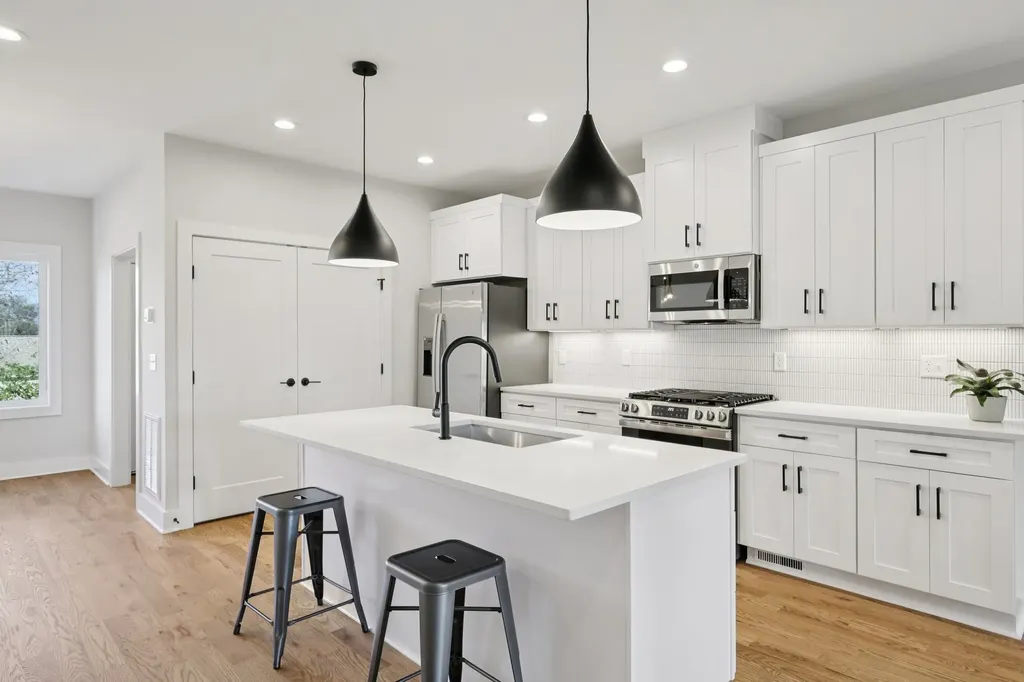 6124 Robertson Avenue Nashville TN 37209