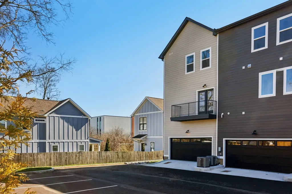 6124 Robertson Avenue Nashville TN 37209