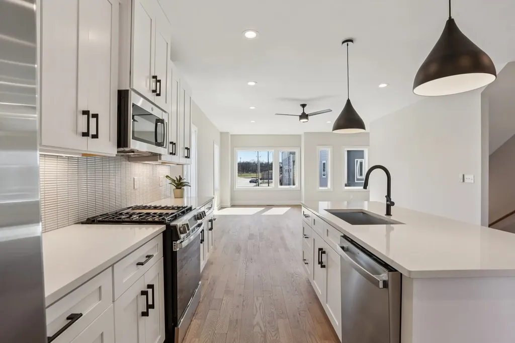 6124 Robertson Avenue Nashville TN 37209