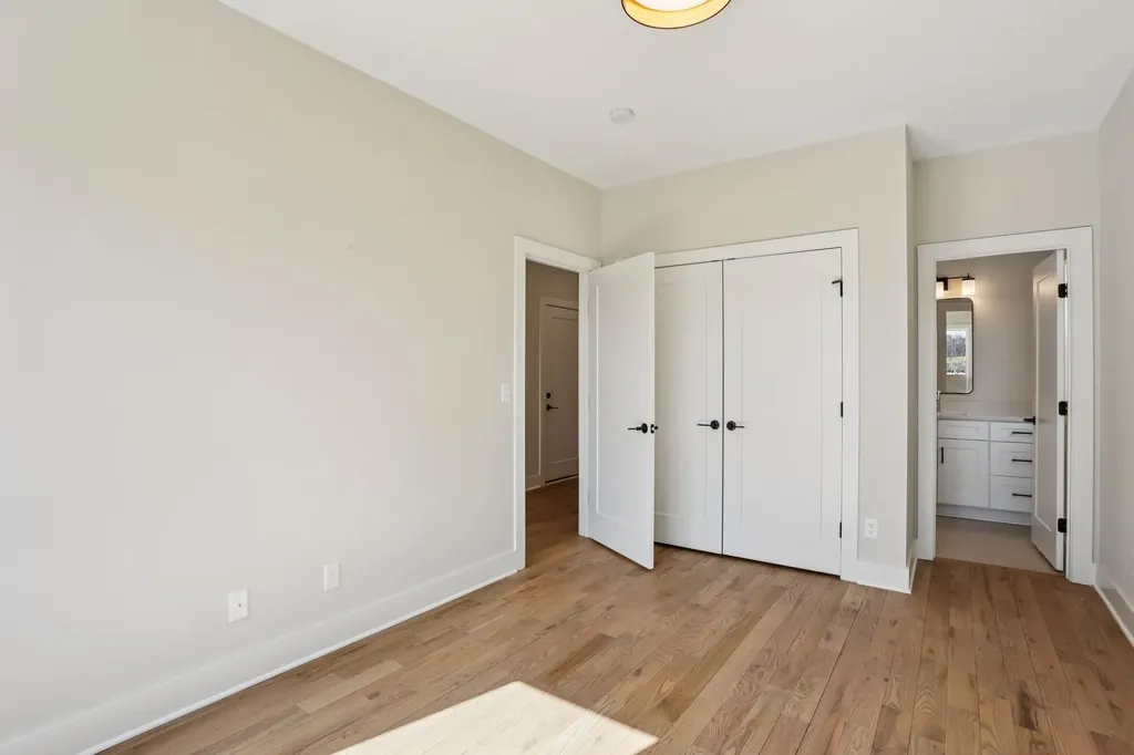 6124 Robertson Avenue Nashville TN 37209