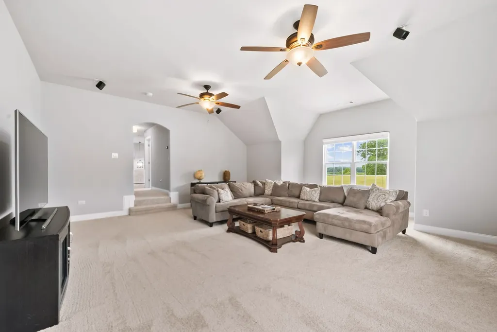 2336 Coppergate Way Thompsons Station TN 37179