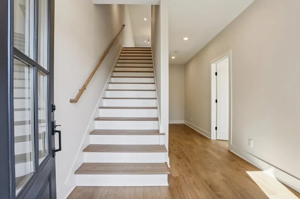 6124 Robertson Avenue Nashville TN 37209