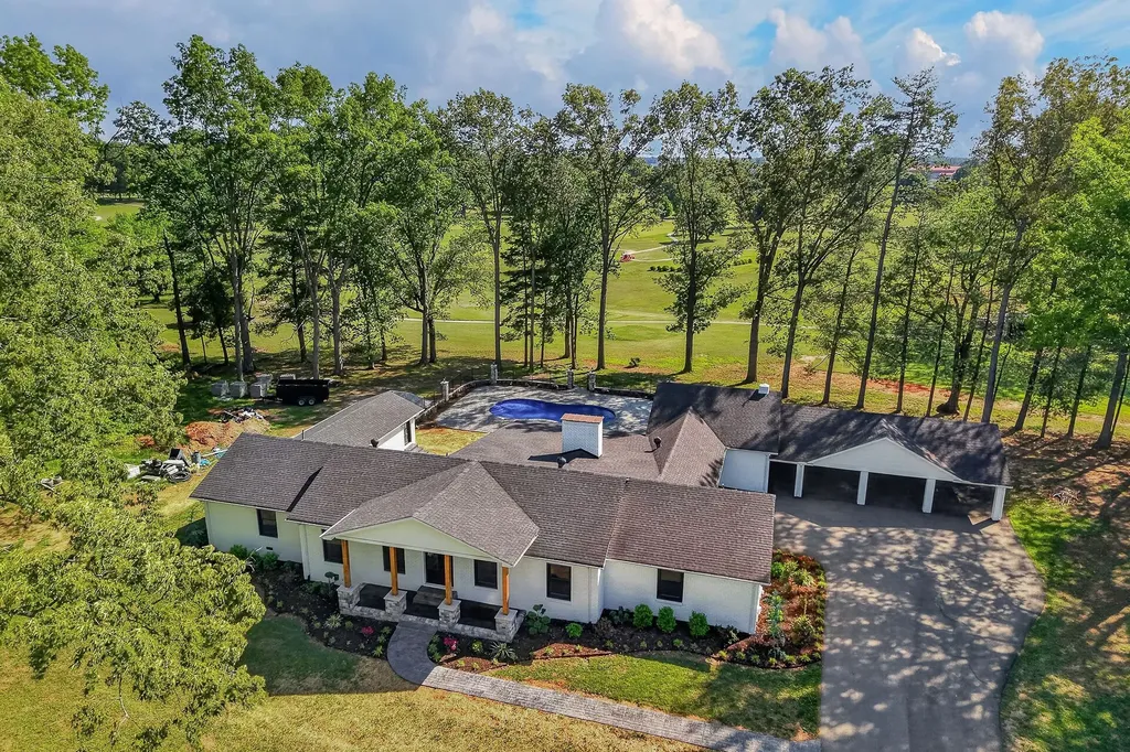 28 Lakeland Drive Mcminnville TN 37110