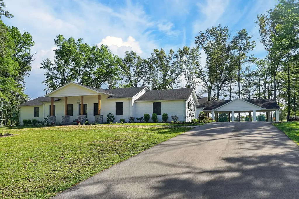 28 Lakeland Drive Mcminnville TN 37110