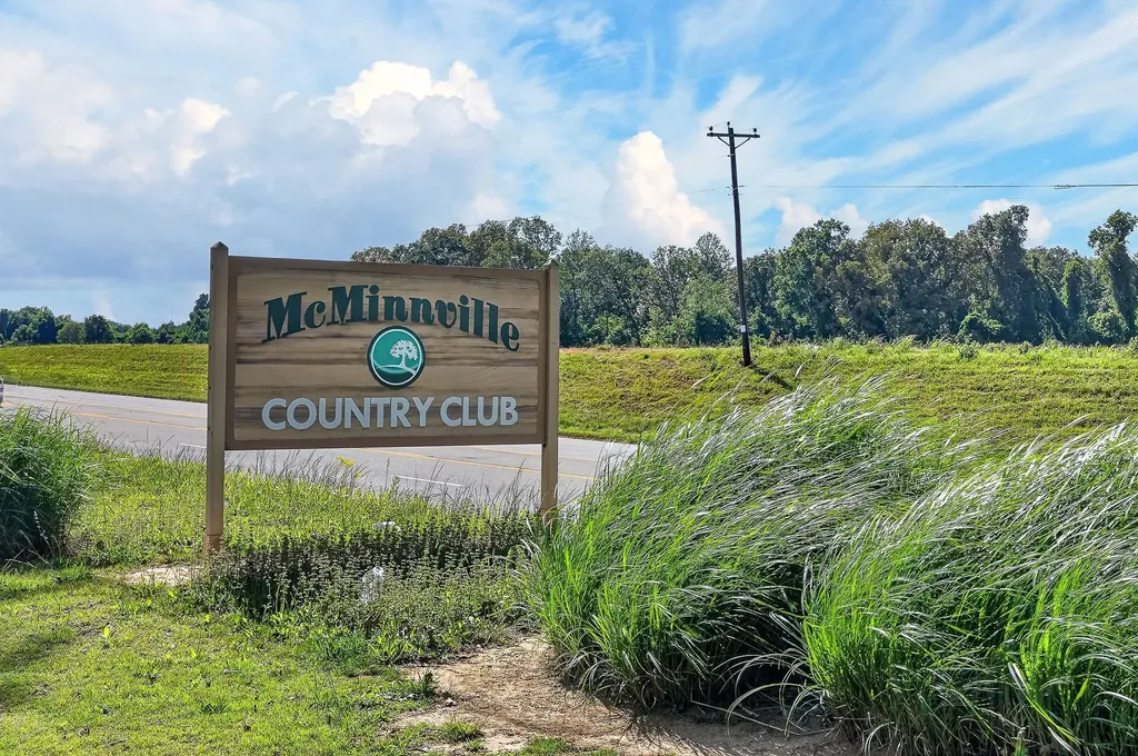 28 Lakeland Drive Mcminnville TN 37110
