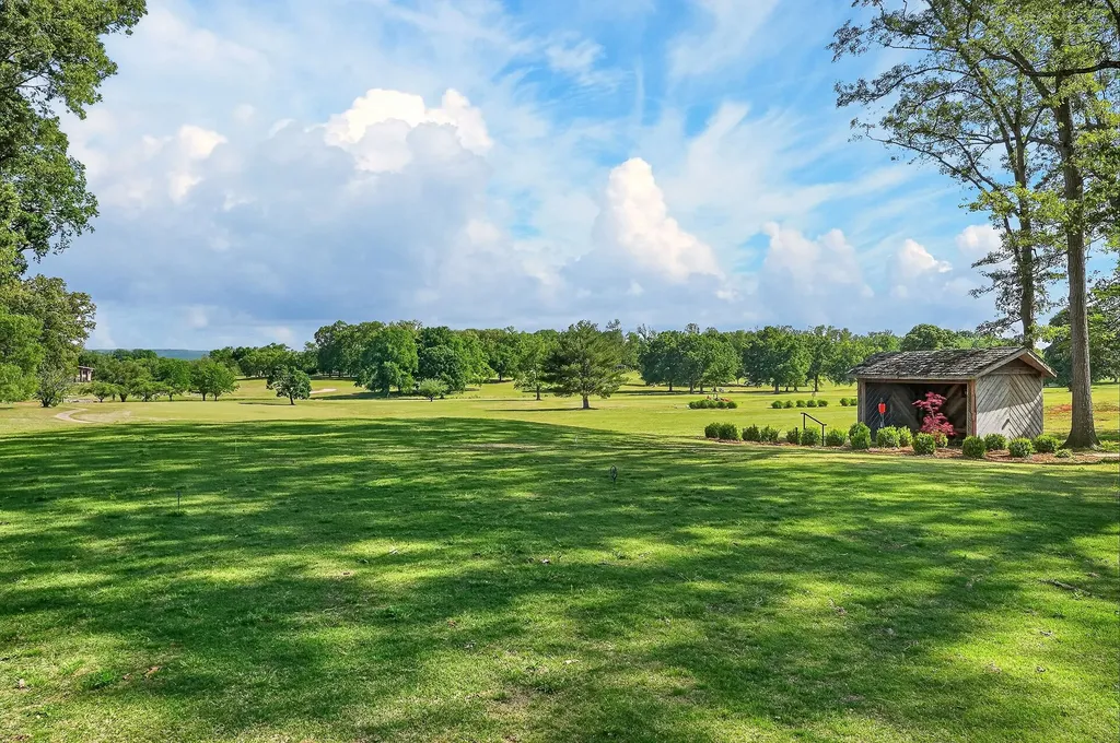 28 Lakeland Drive Mcminnville TN 37110