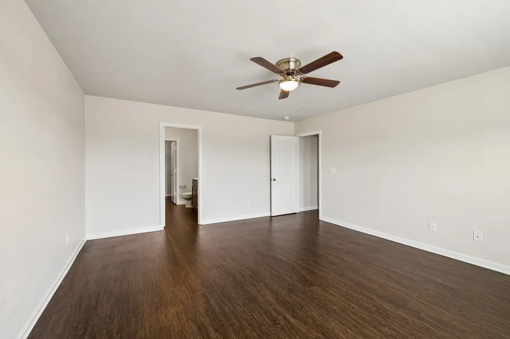 2702 Swarm Court Columbia TN 38401