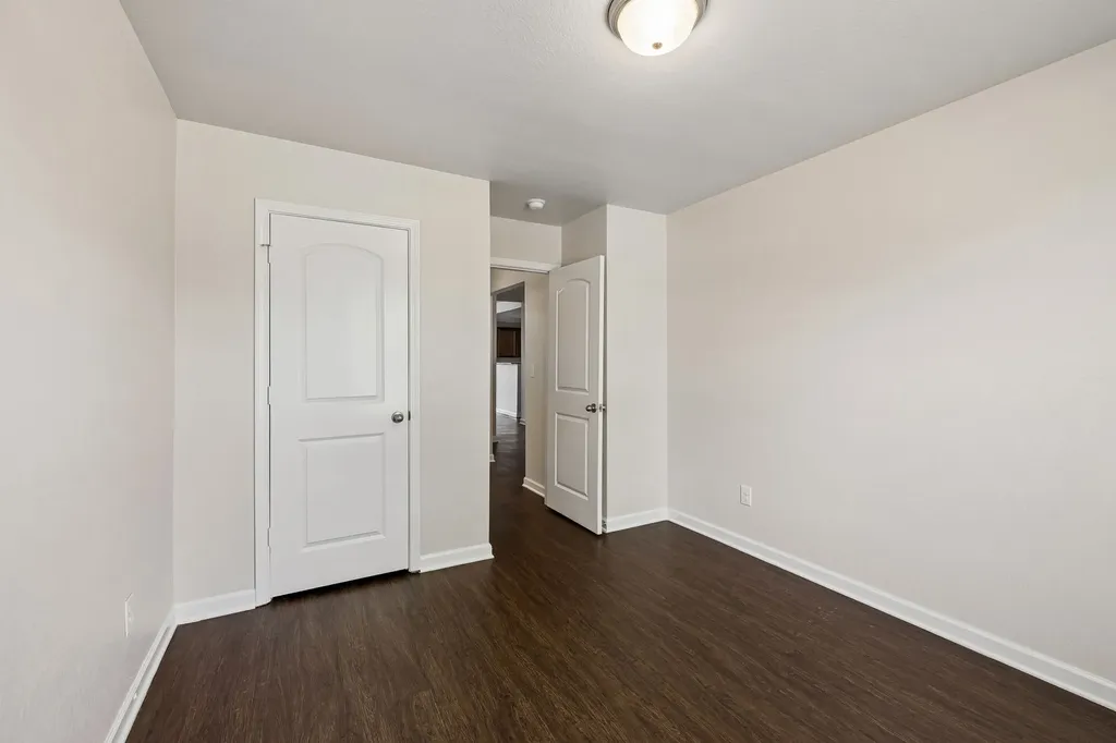 2702 Swarm Court Columbia TN 38401
