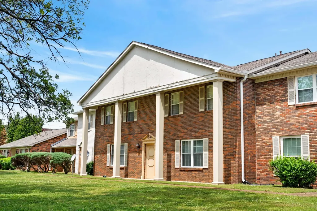 1301 Neelys Bend Road Madison TN 37115