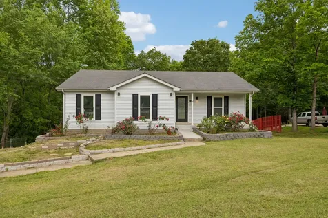 3361 Backridge Road Woodlawn TN 37191