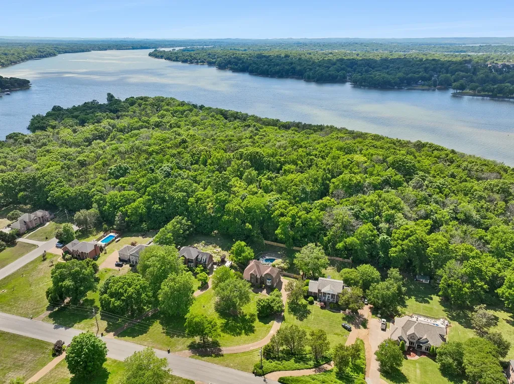 1807 Lake Meadow Trail Mount Juliet TN 37122