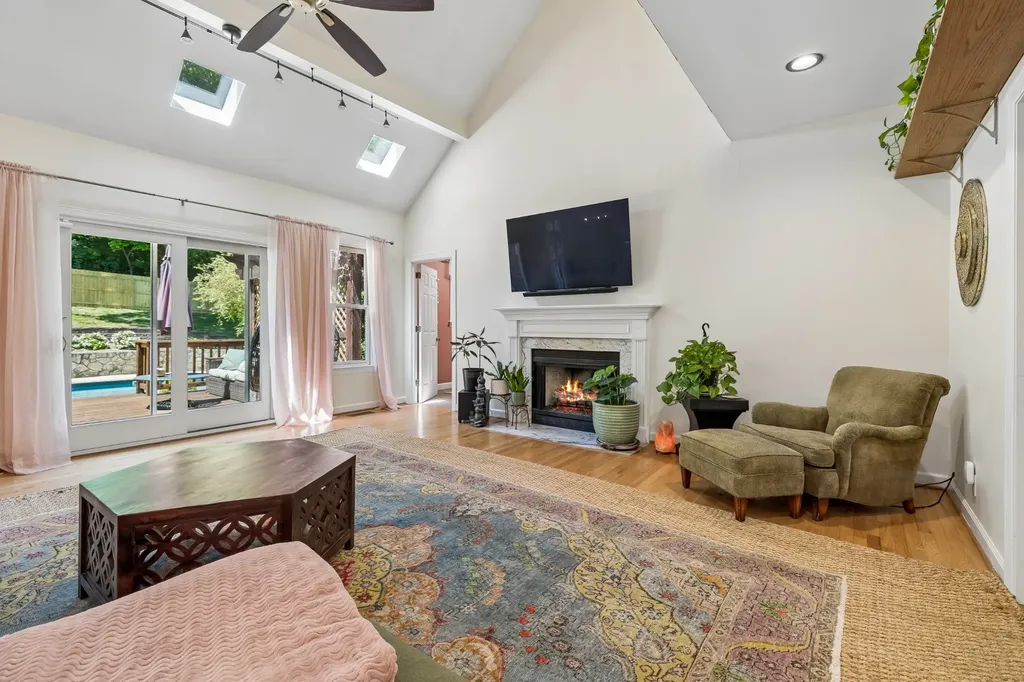 1807 Lake Meadow Trail Mount Juliet TN 37122