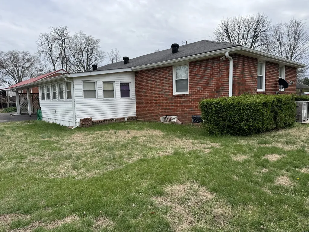 207 Elmwood Drive Lebanon TN 37087