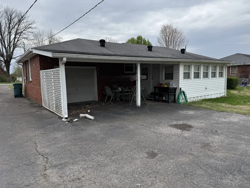 207 Elmwood Drive Lebanon TN 37087