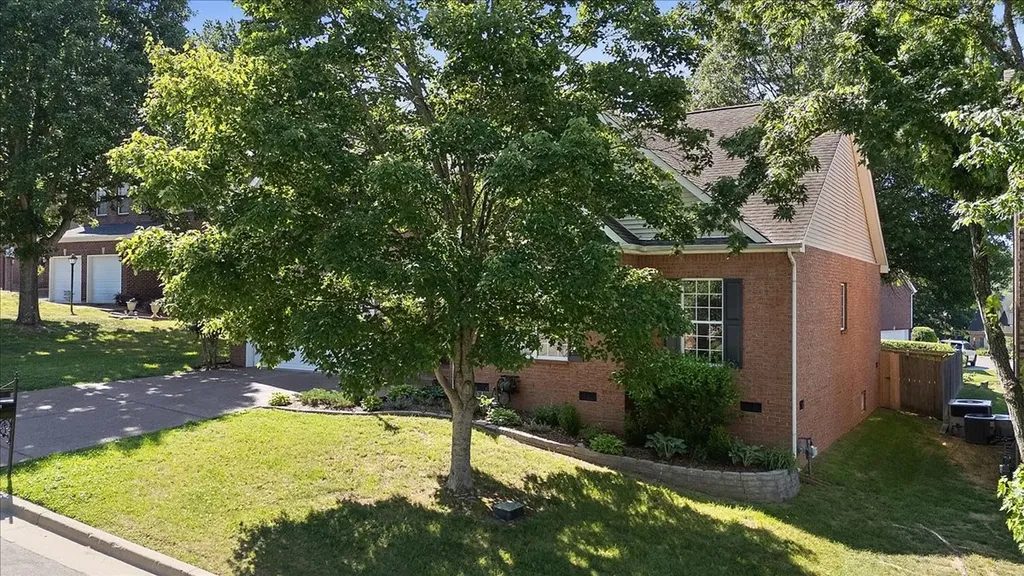 704 Sherbrooke Court Nashville TN 37211