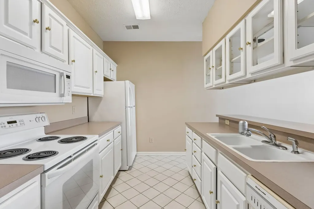 602 Churchill Crossing Madison TN 37115