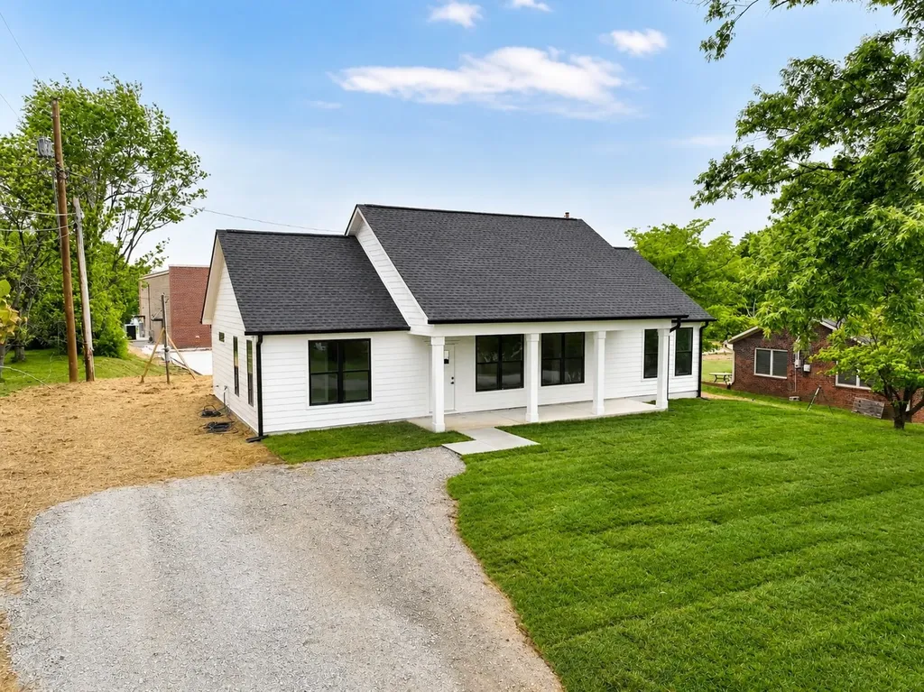 1865 Missouri Avenue Cookeville TN 38501