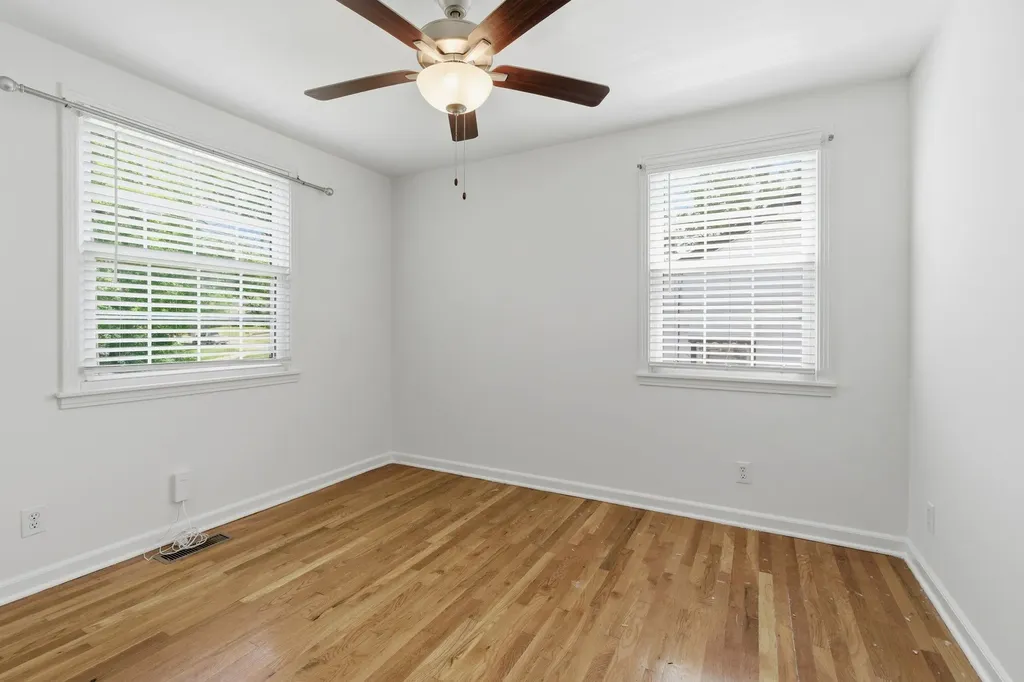 5615 Meadowcrest Lane Nashville TN 37209