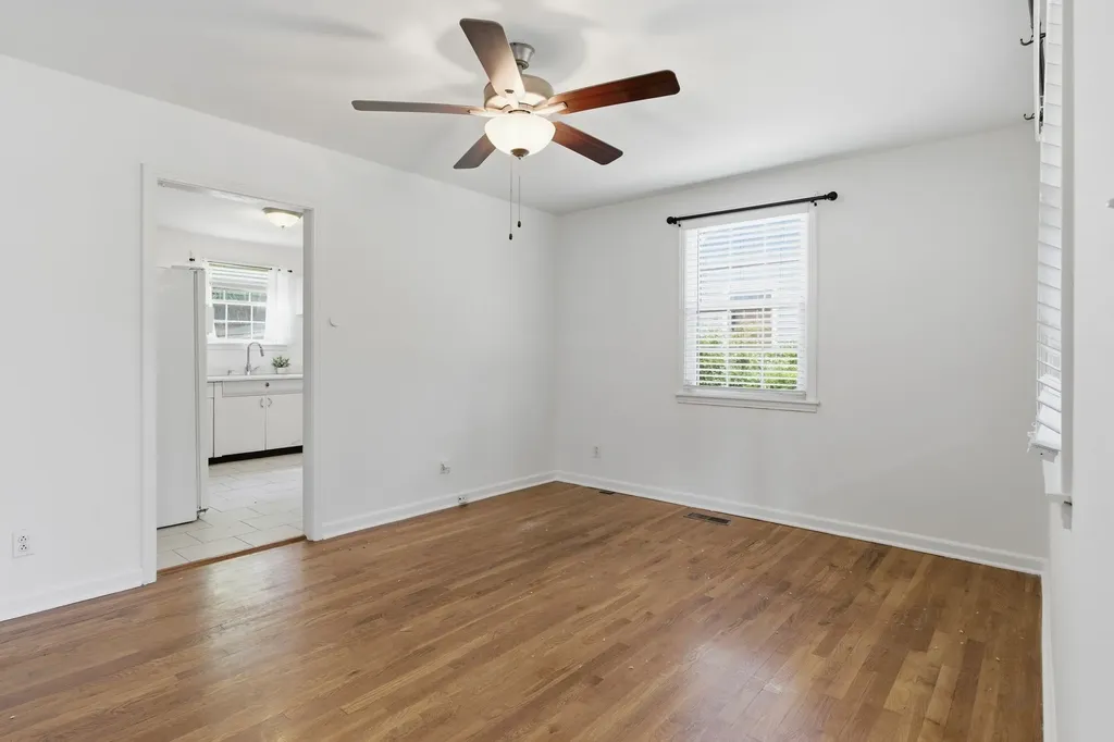 5615 Meadowcrest Lane Nashville TN 37209