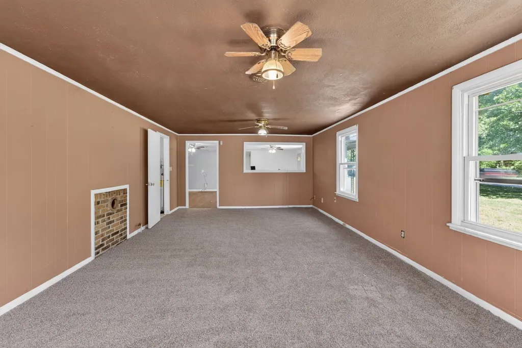 5979 Highway 100 Bon Aqua TN 37025