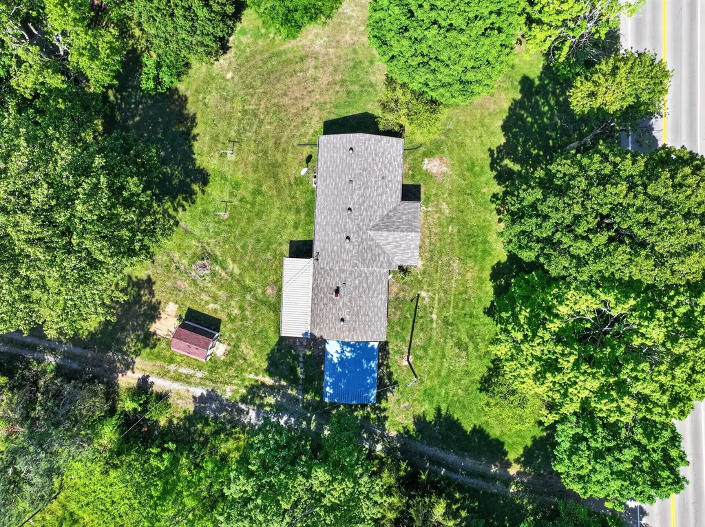5979 Highway 100 Bon Aqua TN 37025