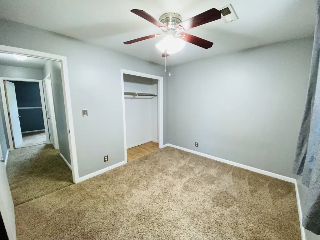 1734 Broadripple Drive Clarksville TN 37042