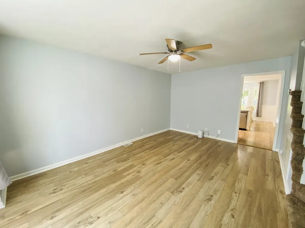 1734 Broadripple Drive Clarksville TN 37042