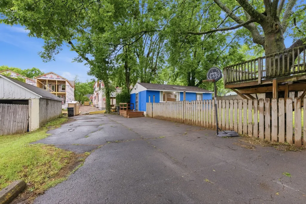 1424 Stainback Avenue Nashville TN 37207