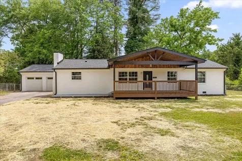 325 10th Street, W Jasper TN 37347