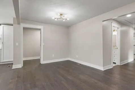 325 10th Street, W Jasper TN 37347