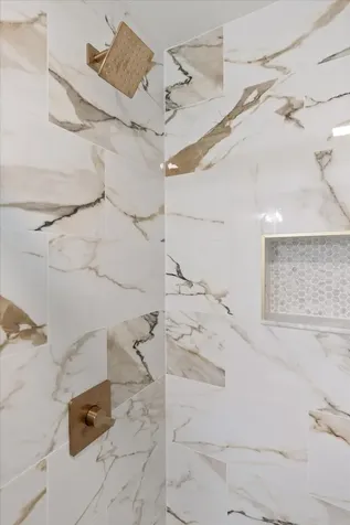 325 10th Street, W Jasper TN 37347