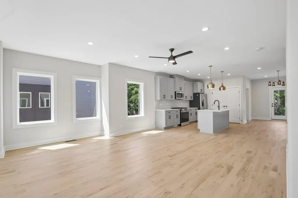 6124 Robertson Avenue Nashville TN 37209