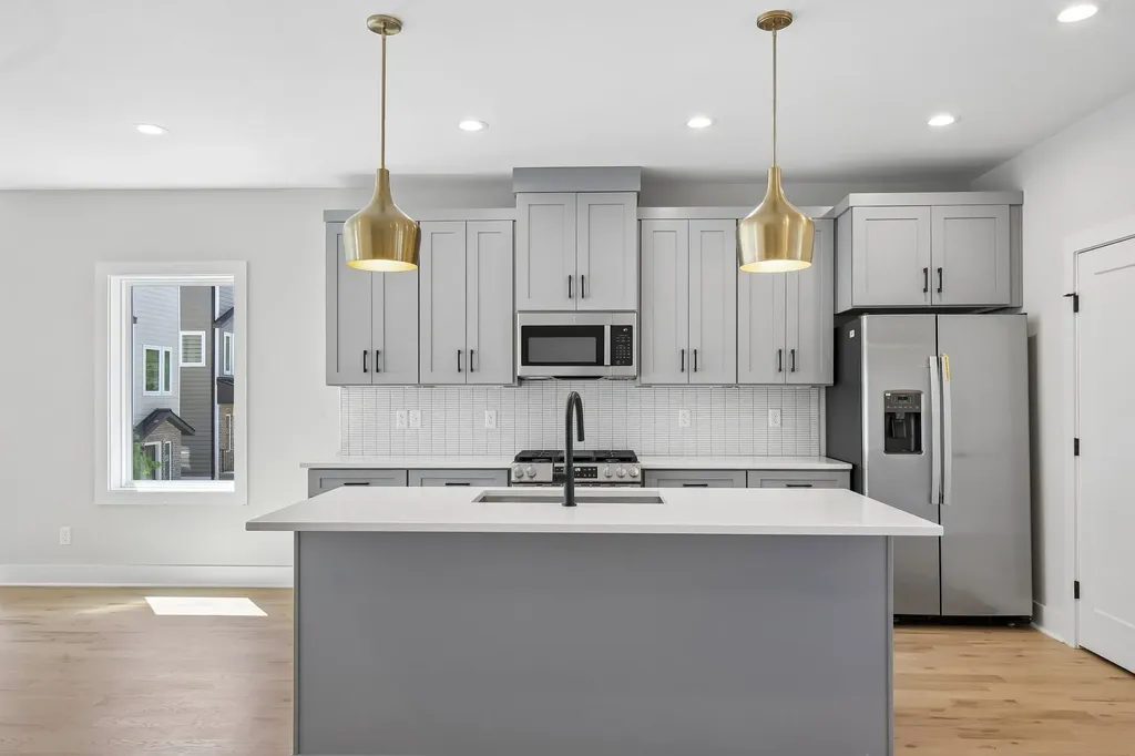 6124 Robertson Avenue Nashville TN 37209