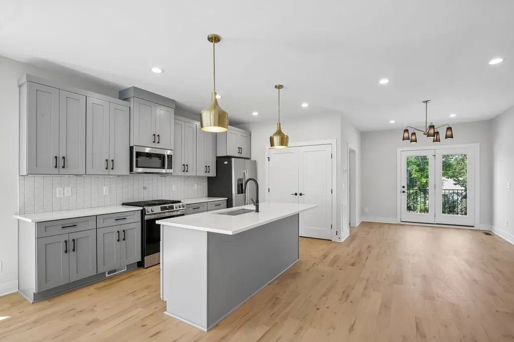 6124 Robertson Avenue Nashville TN 37209