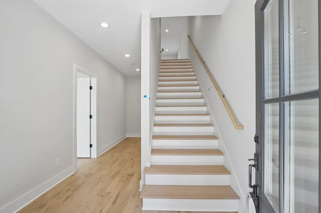 6124 Robertson Avenue Nashville TN 37209