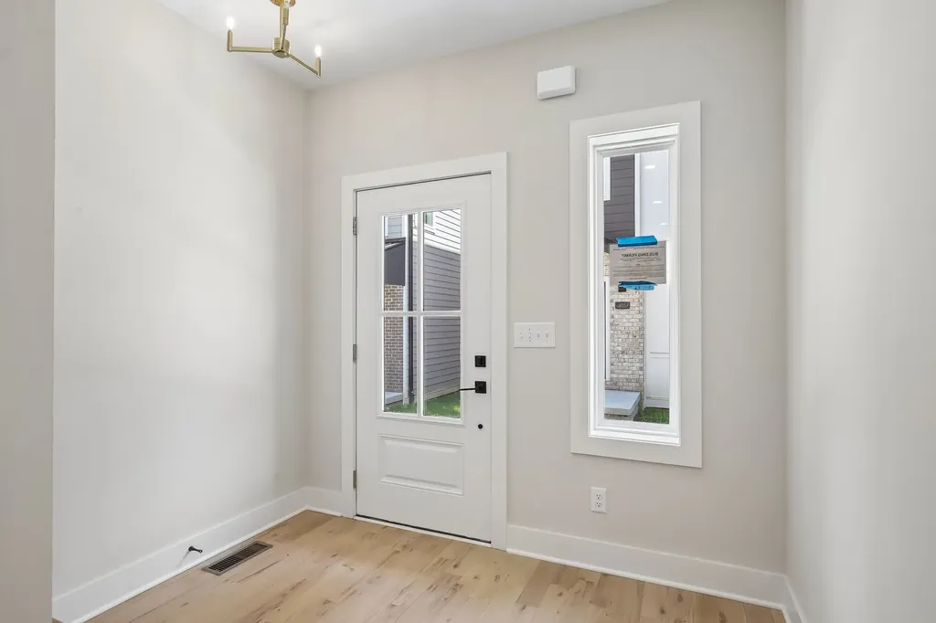6124 Robertson Avenue Nashville TN 37209