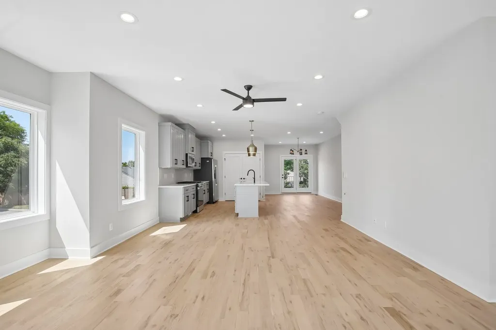 6124 Robertson Avenue Nashville TN 37209