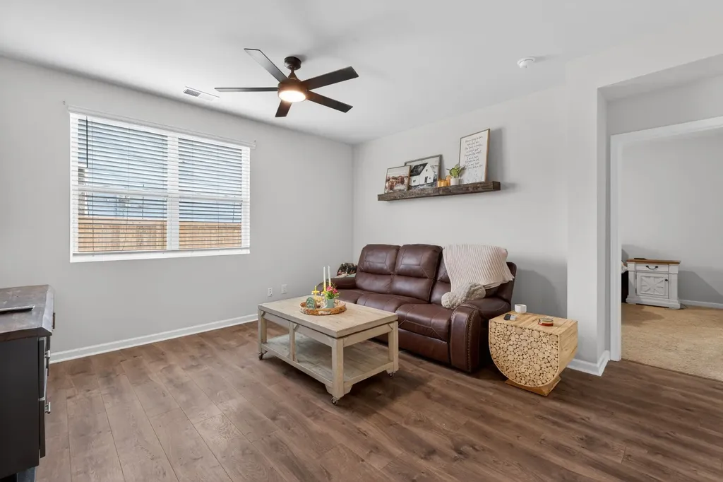 438 Lauren Lane Chapel Hill TN 37034